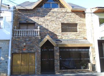 Casa · 360m² · 5 Ambientes · 1 Cochera · Venta Chalet 5 Ambientes en Florida