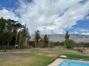Quinta vacacional · 150m² · 5 Ambientes · Quinta en Zonda