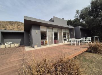Casa · 1151m² · 3 Dormitorios · 3 Cocheras · Casa en Venta Potrerillo de Larreta Alta Gracia