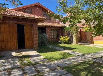 Casa · 175m² · 3 Ambientes · 2 Cocheras · San Rafael Mendoza Permuta X Casa en Vicente Lopez