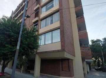 Departamento de 5 ambientes, Villa Devoto · Semipiso de Categoria, 5 Ambientes con Dependencia, Cochera y Baulera.