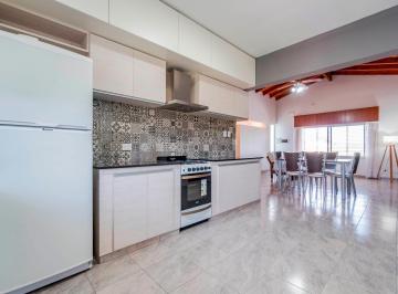 Casa · 180m² · 5 Ambientes · 1 Cochera · Venta - Casa - 3 Dorm. - Arroyo Boulevard, Arroyo Seco