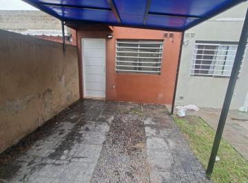 Departamento · 60m² · 1 Dormitorio · 1 Cochera · Casa en PH en Alquiler Ituzaingo Norte. Excelente Ubicacion