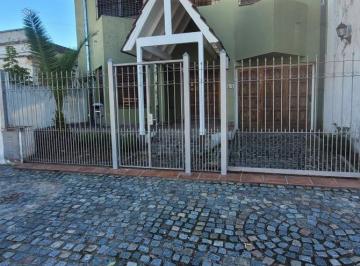 Casa de 6 ambientes, Lanús · Nuevo Precio!casa con Fondo Verde!