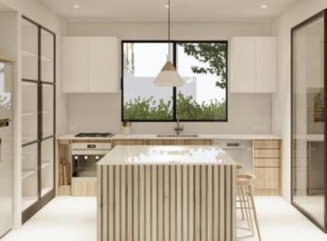 Casa · 637m² · 3 Dormitorios · Divina! Para Entrar Ya! Casa en Barrio Santa Ana