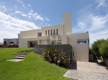 Casa · 380m² · 6 Ambientes · 2 Cocheras · Casa en Venta 6 Ambientes Pinamar Norte