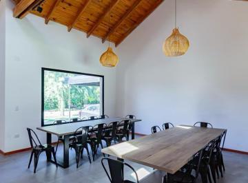 Casa · 150m² · 5 Ambientes · 1 Cochera · Casa en "Condos Ugarteche Fisherton"