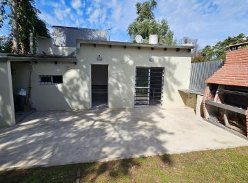 Casa · 55m² · 3 Ambientes · 1 Cochera · Casa - Villa Parque Sicardi
