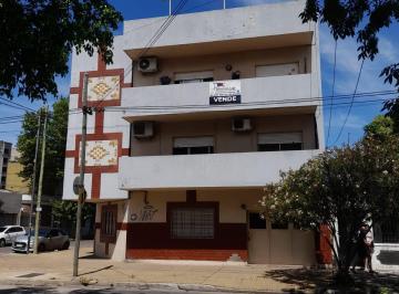 Departamento de 2 ambientes, Lanús · Excelente Departamento de 2 Ambientes con Doble Balcón Al Frente!