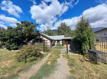 Casa de 7 ambientes, El Bolsón · Casa de 3 Dorm. + 2 Deptos. en El Bolsón - B° Arrayanes