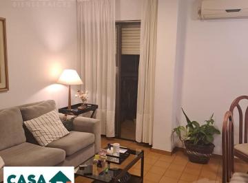 Departamento · 50m² · 5 Ambientes · Departamento Sobre Castro Barros Al 500