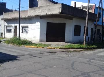 Casa , La Matanza · Propiedad a Refaccionar en Venta en Aldo Bonzi