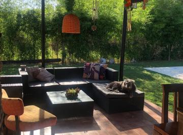 Casa de 3 ambientes, Presidente Perón · Propiedad de 3 Amb. en Venta en Barrio Malibu Canning