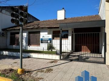 Casa de 3 ambientes, Capitán Sarmiento · Casa Chalet en Venta en Capitán Sarmiento, Resto de La Provincia, Buenos Aires