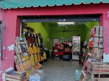 Local comercial en Venta de 1 ambiente Adrogué · Local en Hipólito Yrigoyen Al 12700