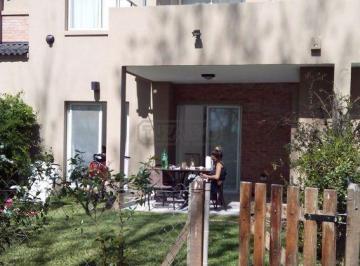 Casa · 55m² · 2 Ambientes · 1 Cochera · Casa en Alquiler Ubicado en El Nacional, Zona Oeste