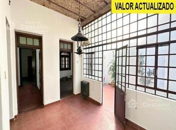 PH · 80m² · 3 Ambientes · PH Al Frente con Entrada Independiente, 3 Amb. con Patio
