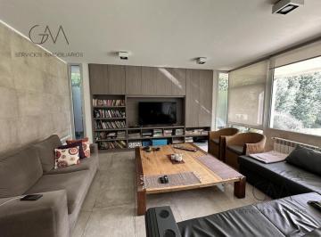 Casa · 220m² · 4 Ambientes · 2 Cocheras · Casa en Venta Barrio Privado Rumenco