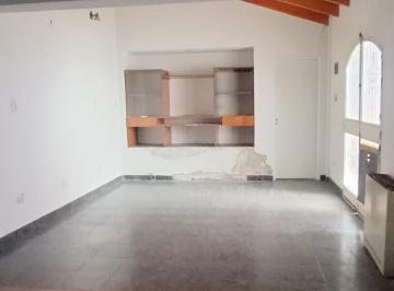 Casa · 197m² · 4 Dormitorios · Casa a Restaurar Monoambiente en Santa Genoveva - Neuquén