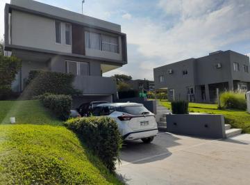 Casa de 3 ambientes, Lules · Casa en Country La Arboleda