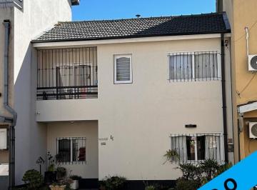 Casa de 3 ambientes, La Matanza · Hermoso Dúplex de 2 Dormit y 2 Baños en Muy Buena Ubicación
