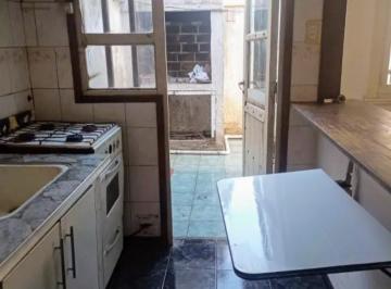 Es el segundo departamento en PH. Espacio de cochera. Living comedor con cuna in · PH Dos Ambientes Amplios con Patio, Parrilla y Espacio de Cochera