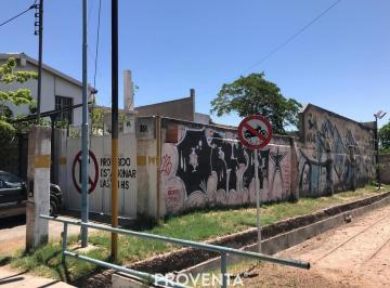Bodega-Galpón · 216m² · 2 Ambientes · Proventa Inmobiliaria Vende Galpón Ubicado en Godoy Cruz!
