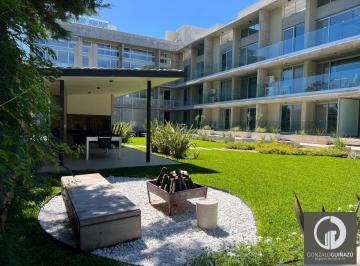 Departamento · 186m² · 5 Ambientes · 1 Cochera · Departamento en Funes - Venta 3 Dorm.