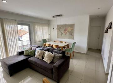TRJ-TRJ-685_2 · Venta de Departamento 2 Ambientes con Cochera y Terraza Priv