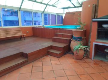 Departamento de 4 ambientes, Lanús · Hermoso Piso, con Inmejorable Comodidad y Disposición.