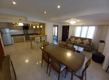 PH · 2 Dormitorios · PH en Venta de 3 Ambientes - Reciclado