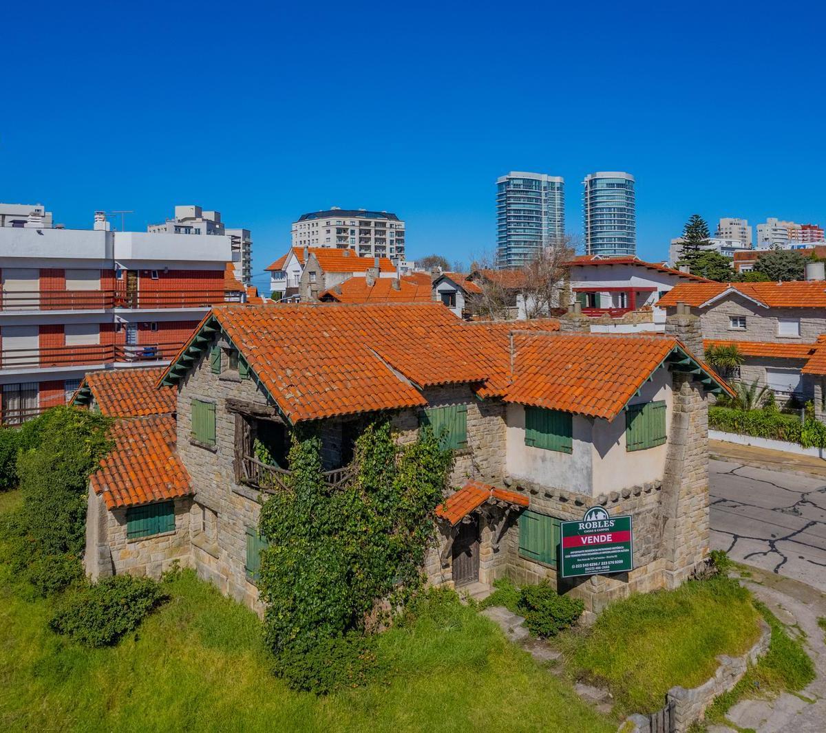 Importante residencia de Patrimonio Histórico de 274 m² — Stella Maris