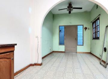 PH · 33m² · 2 Ambientes · Venta PH Berazategui 2 Ambientes con Patio