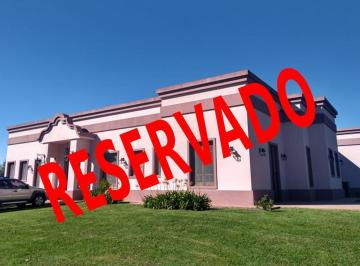 Casa · 312m² · 6 Ambientes · 2 Cocheras · Casa en San Pablo, San Miguel del Monte