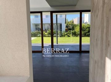 Casa de 6 ambientes, Tigre · Casa Venta 6 Ambientes en Castaños Lote de 530 m²