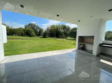 Casa · 290m² · 3 Dormitorios · 2 Cocheras · Casa en Venta El Bosque Villa Warcalde