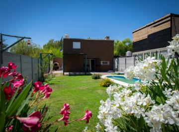 Casa · 40m² · 3 Ambientes · Casa en Venta Arturo Segui