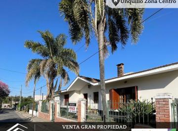 Casa de 9 ambientes, Unquillo · Casa 3 Dorm., Gran Parque, Pileta, Unquillo