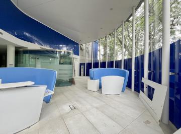 Oficina comercial · 500m² · 6 Ambientes · 6 Cocheras · Gran Local de Diseño con Oficinas y Varias Cocheras Sobre Av Libertador, Martinez.