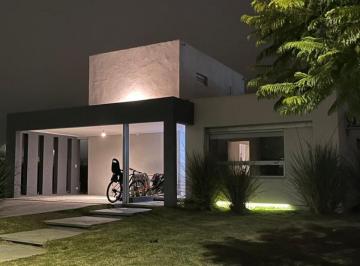 LHP-LHP-2464_2 · Casa en Venta Vistas - Puertos Escobar