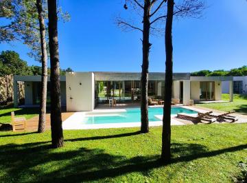 Casa de 11 ambientes, Costa Esmeralda · Costa Esmeralda - Financiación - 300 m² Cub. - Dueño Directo
