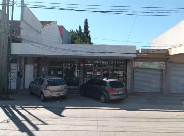 Local comercial de 4 ambientes, Quilmes · Alquiler de Local, Av Calchaqui 2748 Entre Sarratea y Beruti