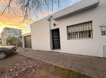 DVL-DVL-220_2 · Casa - Villa Tesei - Patio - Lote Propio - 3 Ambientes - Co