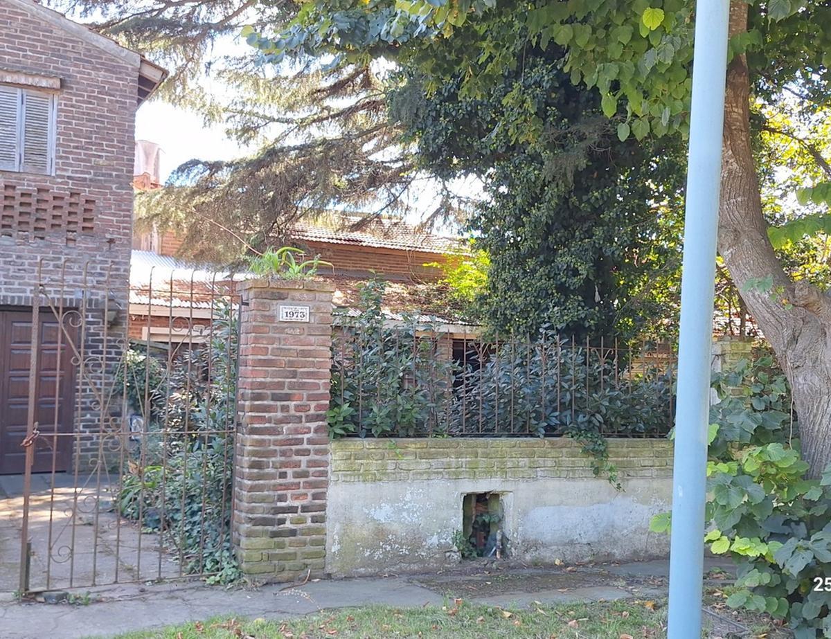 Casa a reciclar 4 amb, 201m² en Caisamar - ideal construcción de duplex
