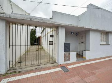 Casa · 148m² · 3 Ambientes · 1 Cochera · 2 Casas 3 Ambientes a Reciclar Pinos de Anchorena