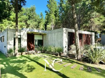Casa · 180m² · 4 Ambientes · Casa en Venta en Costa Esmeralda