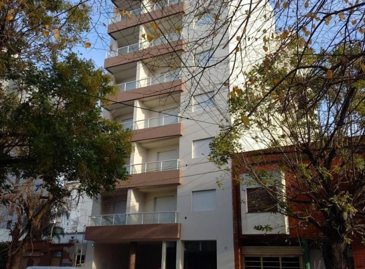 Departamento · 48m² · 2 Ambientes · 1 Cochera