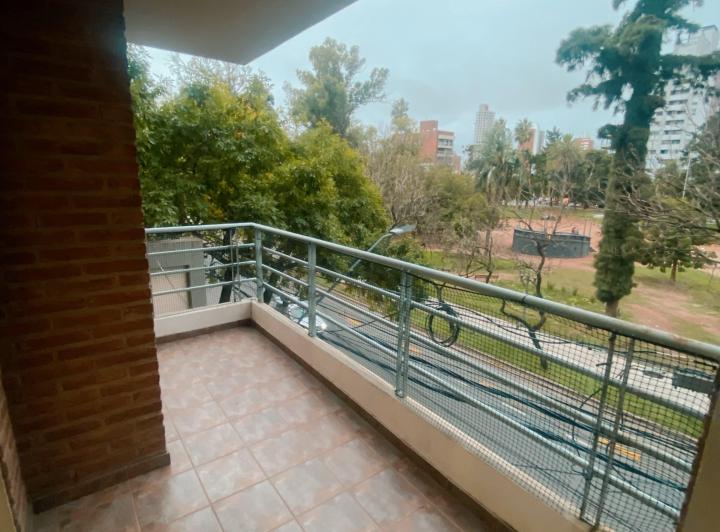 Departamento · 90m² · 4 Ambientes · 1 Cochera