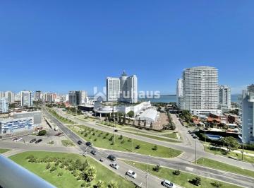 Foto1 · Venta de Apartamento de 3 Suites con Parrillero Propio en Mansa Punta del Este