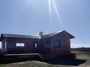 Casa de 3 ambientes, Nueva Atlantis · Cabaña en Lote: Av Roldán Esq. Mármol - Nueva Atlantis - C598